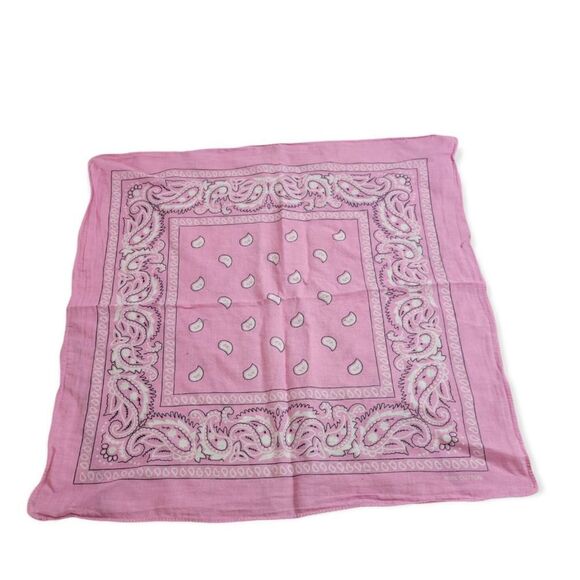 Pink handkerchief 20x20  - Picture 1 of 3